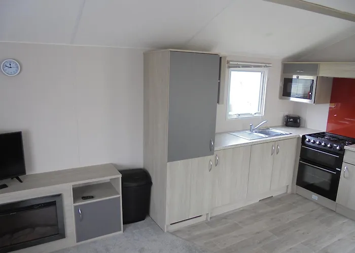 Kingfisher Festival 6 Berth Central Heated Close To Site Entrance